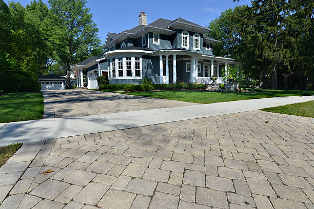Best Affordable Driveway Pavers  in Ionia, MI